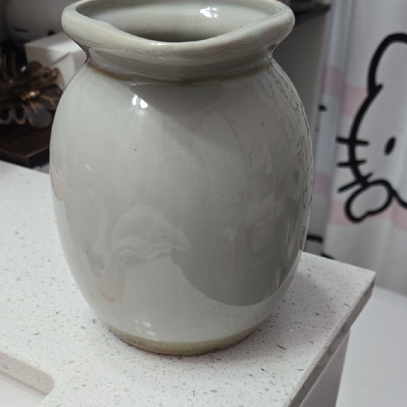 Artisan Cream  PICTURE Crowning Touch Pitcher - Picture 2 of 6